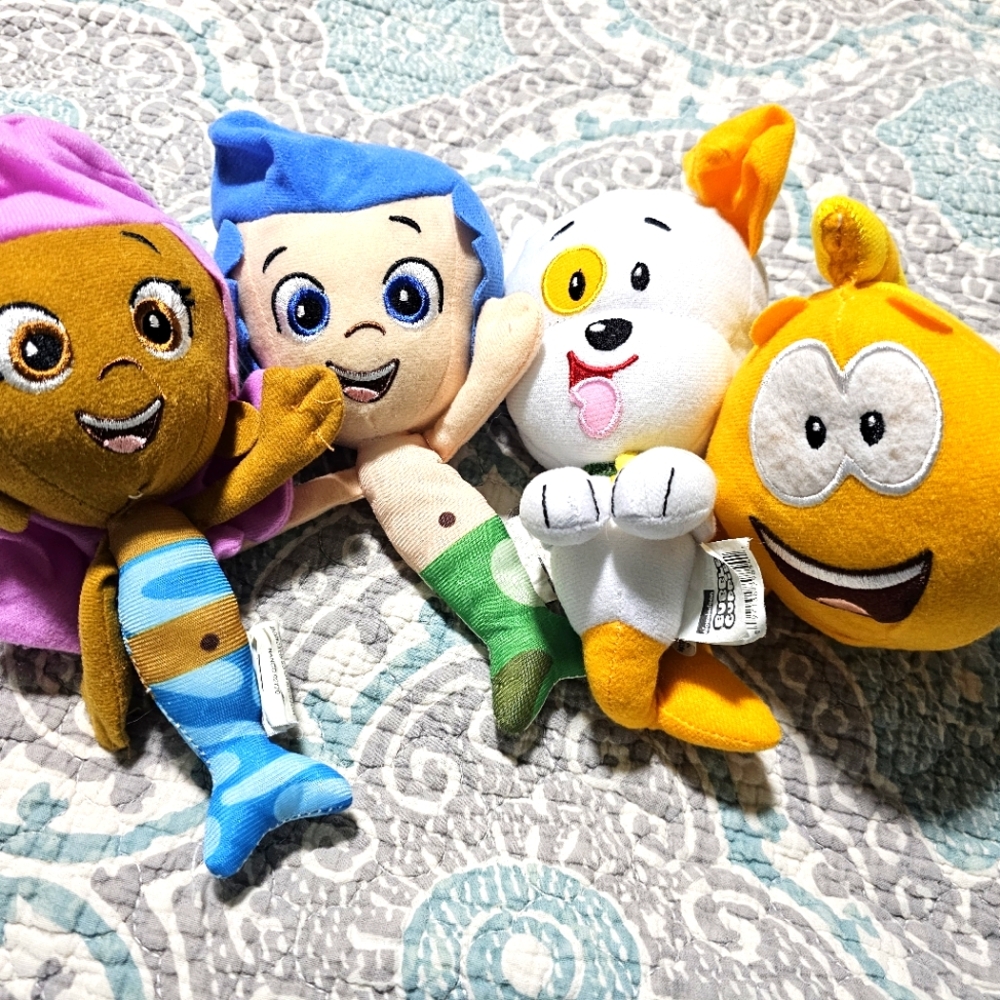 Set of Four Bubble Guppies Plushies